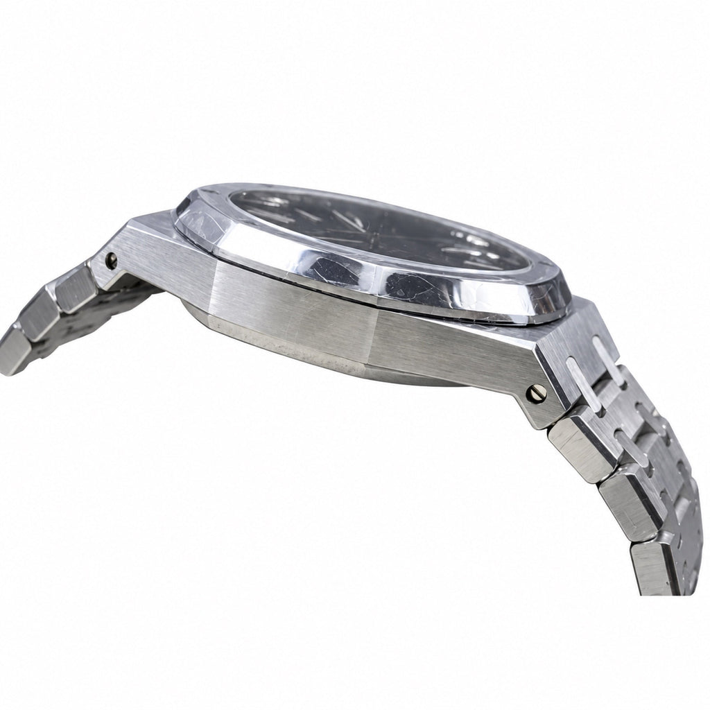 Audemars Piguet Royal Oak Selfwinding – Black Dial Smooth Bezel